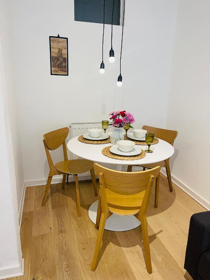 Ground Floor 1 Bedroom Flat In The City Centre Эдинбург Экстерьер фото