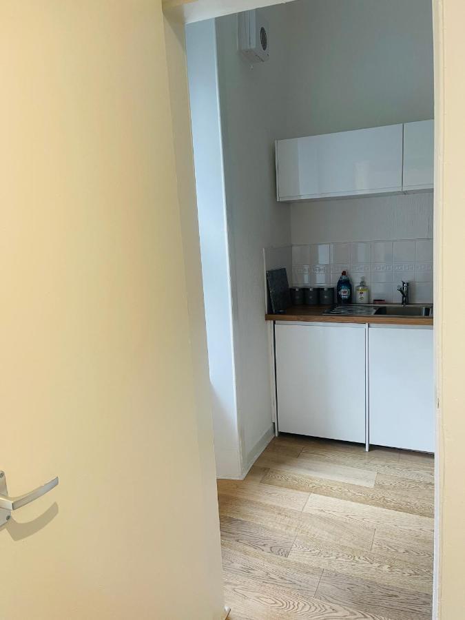 Ground Floor 1 Bedroom Flat In The City Centre Эдинбург Экстерьер фото